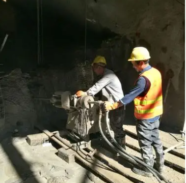 东丰水下抗分散灌浆料特点 水下不分散注浆料介绍