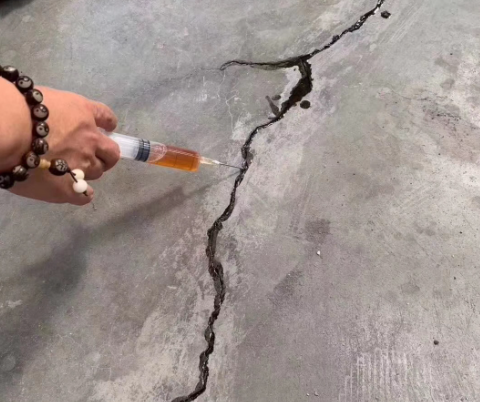 东丰混凝土裂缝修补技术详解​